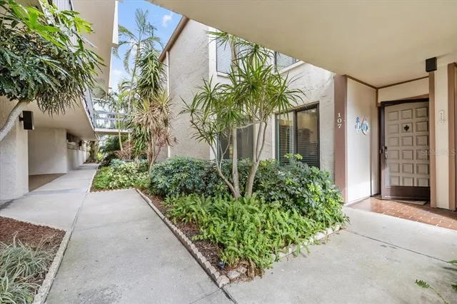 $444,900 | 6268 Palma Del Mar Boulevard South, Unit 107, St. Petersburg, FL 33715
