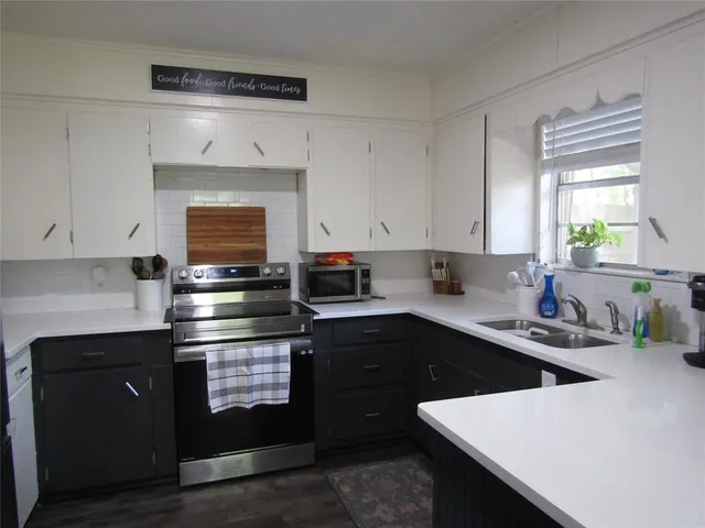 $220,000 | 101 North Meadowbrook Drive, Overton, TX 75684