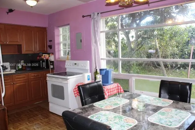 $465,000 | 2950 Northwest 175th Street, Miami Gardens, FL 33056