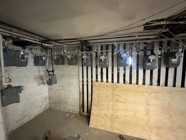 a view of a pathway of a building