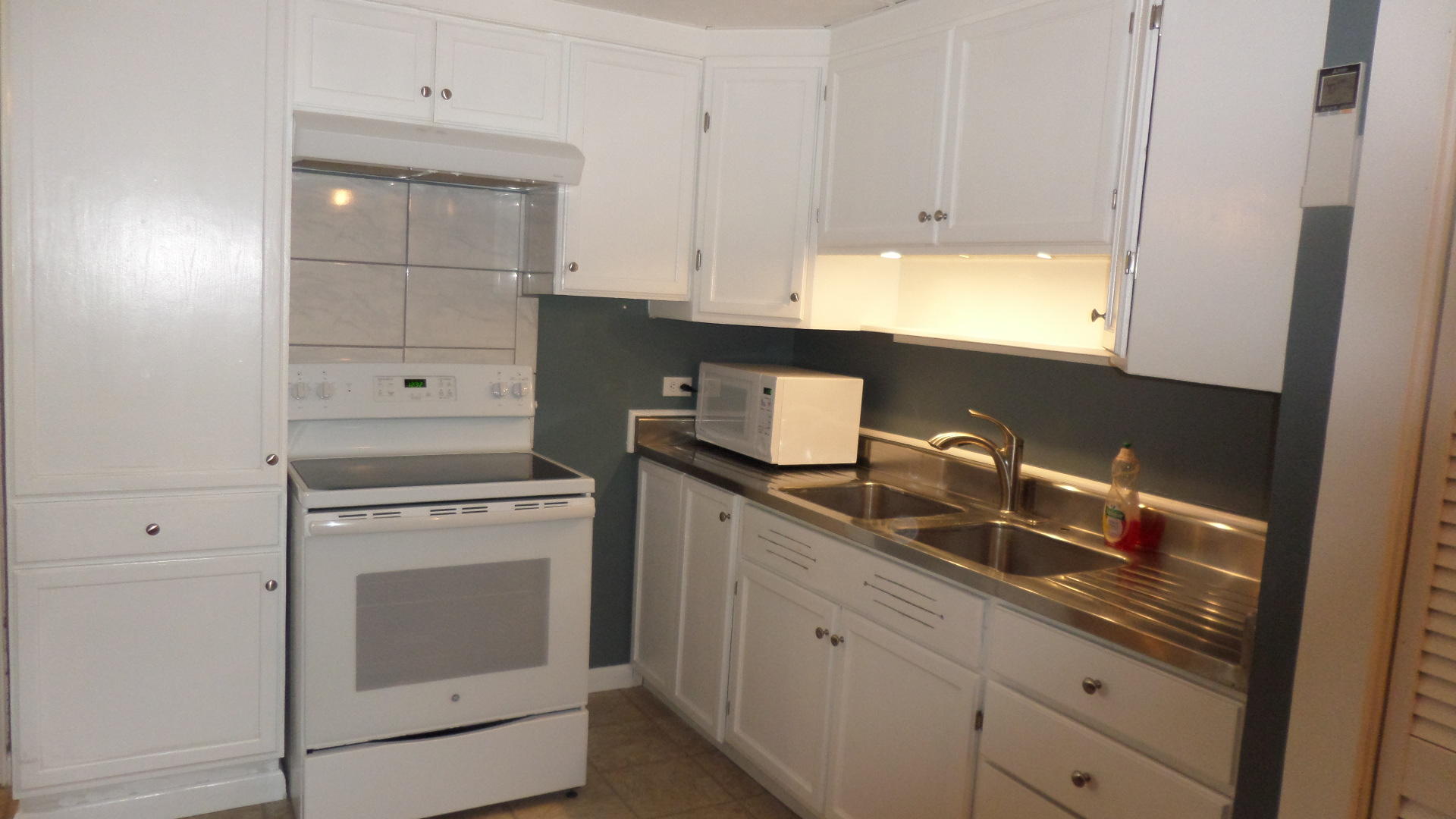132 Parsons Road Oak Ridge, TN 37830 - Photo 3 of 26 Kitchen
