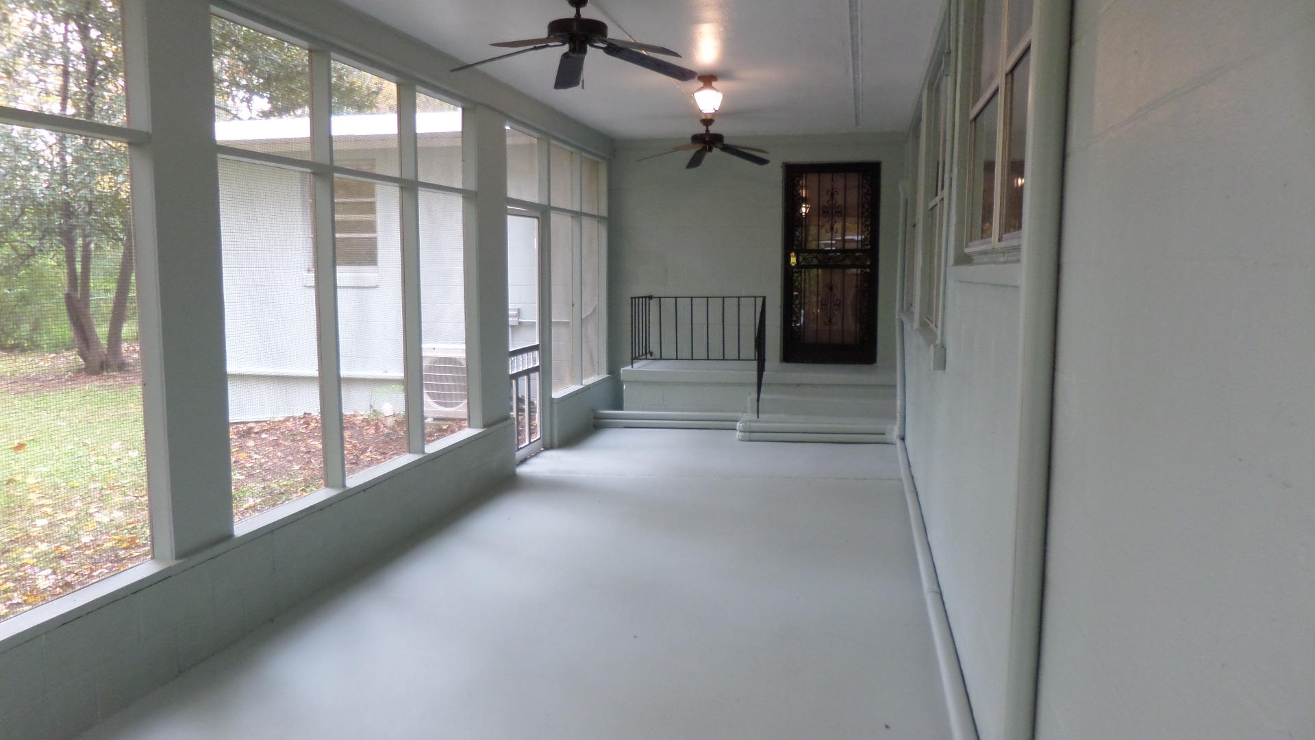 132 Parsons Road Oak Ridge, TN 37830 - Photo 23 of 26 Enclosed Back Porch