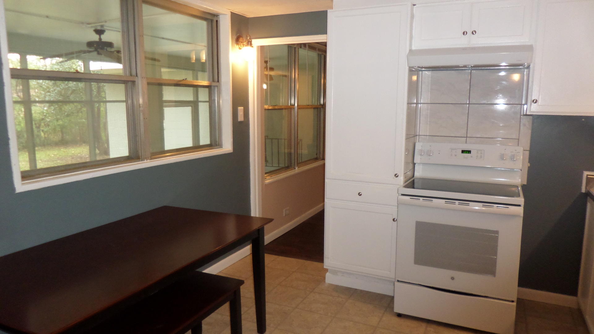 132 Parsons Road Oak Ridge, TN 37830 - Photo 4 of 26 Kitchen
