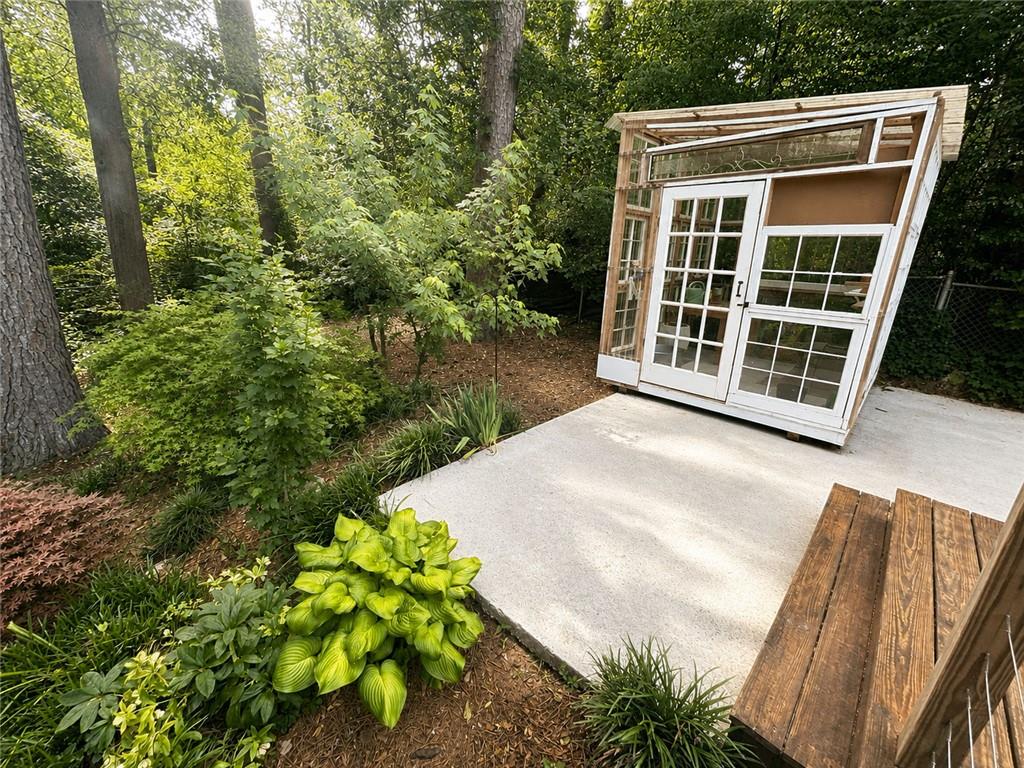 3128 Vine Circle Decatur, GA 30033 - Photo 4 of 19