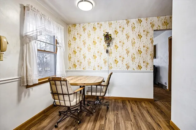 $164,900 | 1617 North Hickory Street, Crest Hill, IL 60403