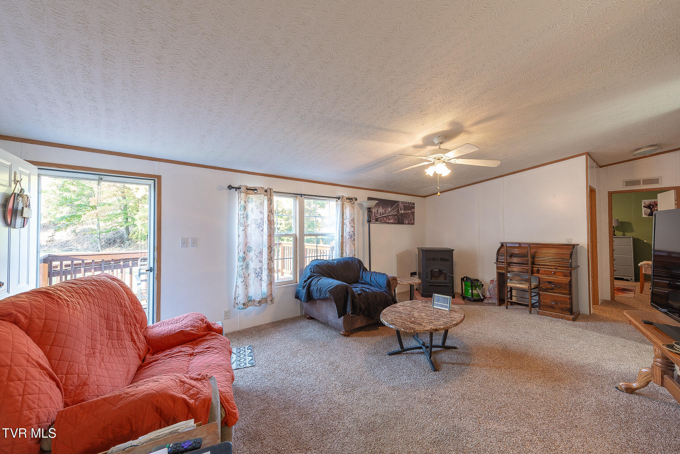 11427 Yuma Road Gate City, VA 24251 - Photo 12 of 82 Living Room