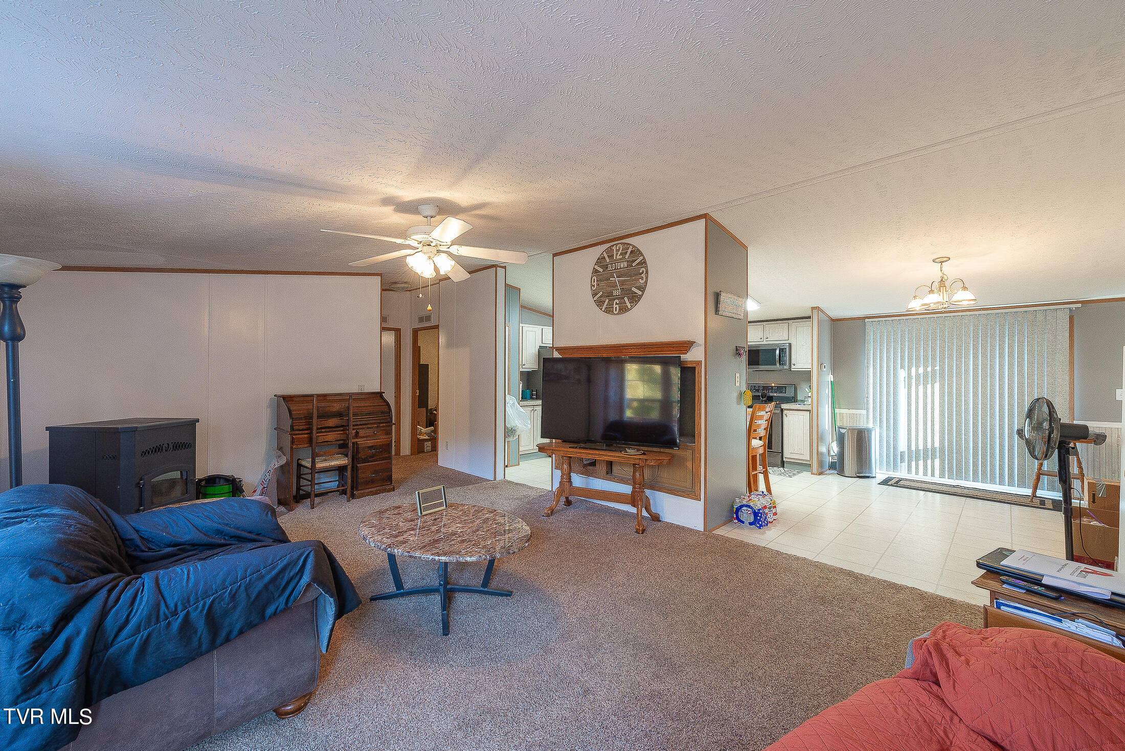 11427 Yuma Road Gate City, VA 24251 - Photo 14 of 82 Living Room