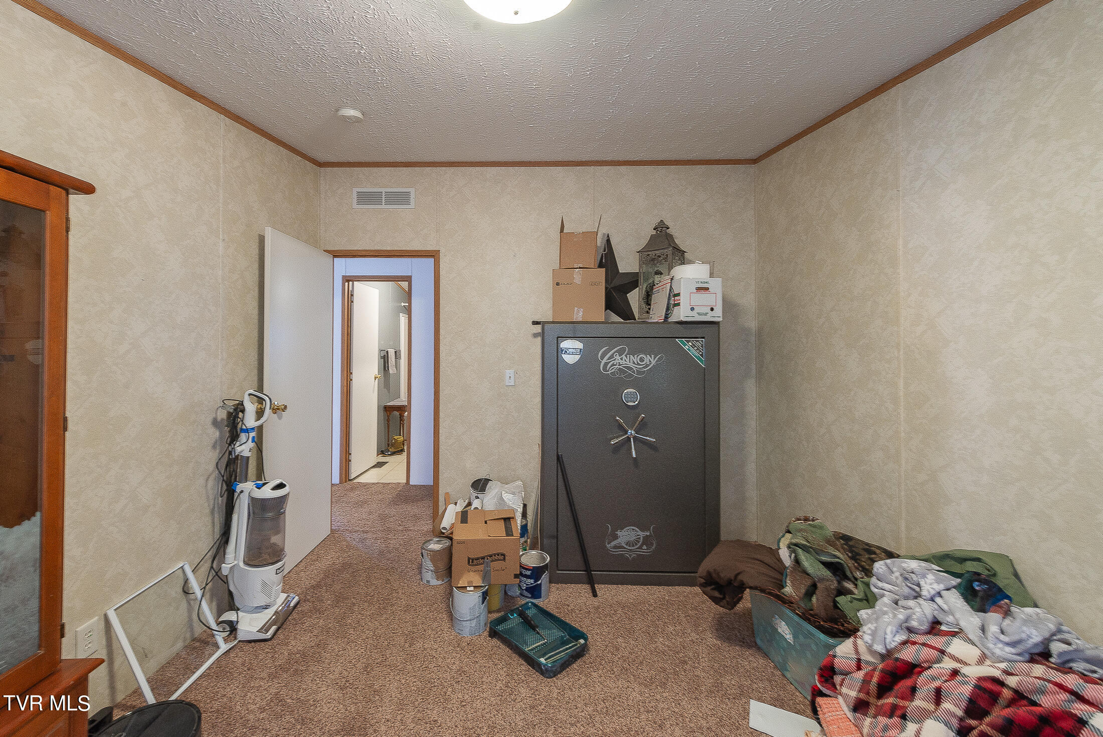 11427 Yuma Road Gate City, VA 24251 - Photo 29 of 82 3rd bedroom