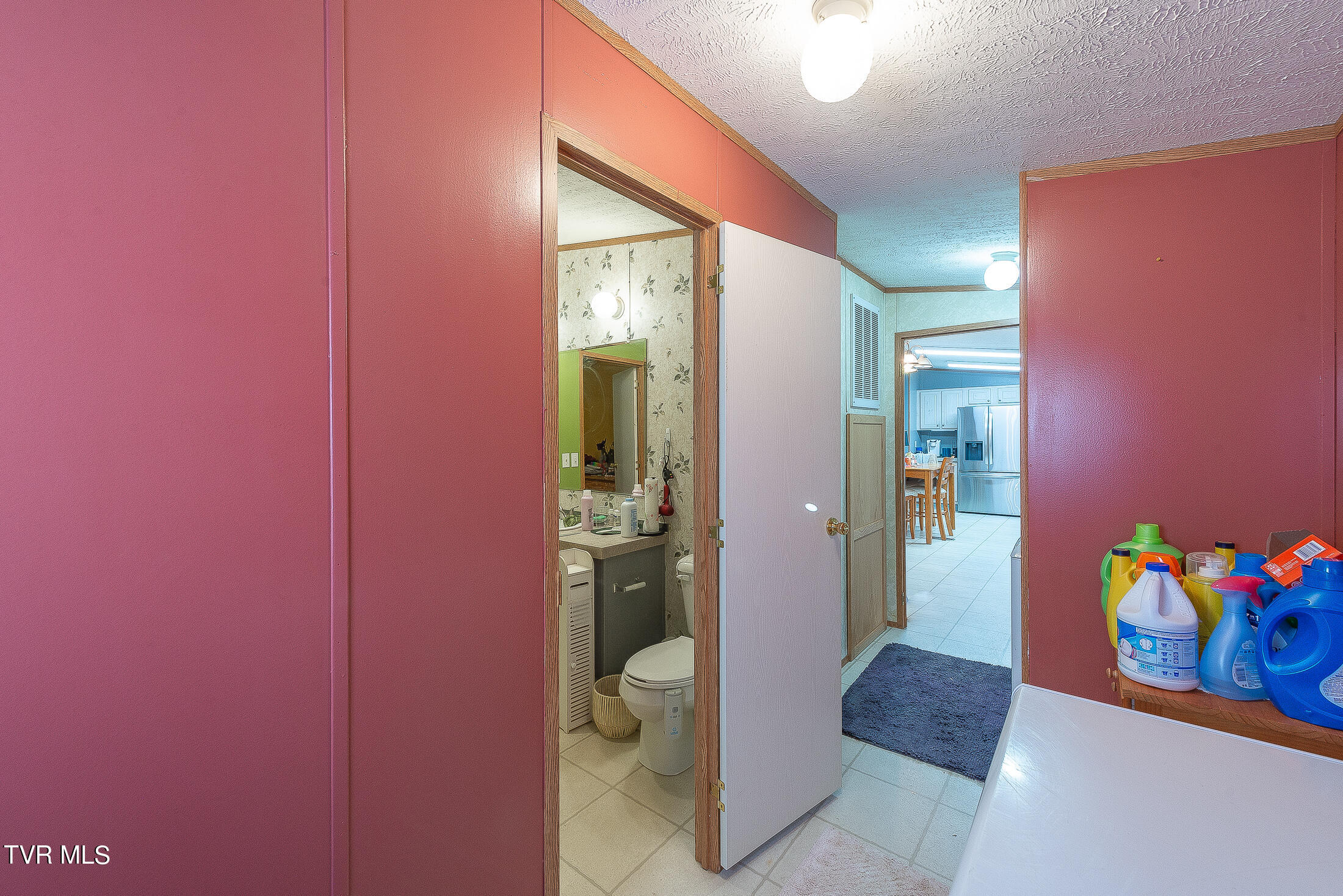 11427 Yuma Road Gate City, VA 24251 - Photo 33 of 82 Hallway