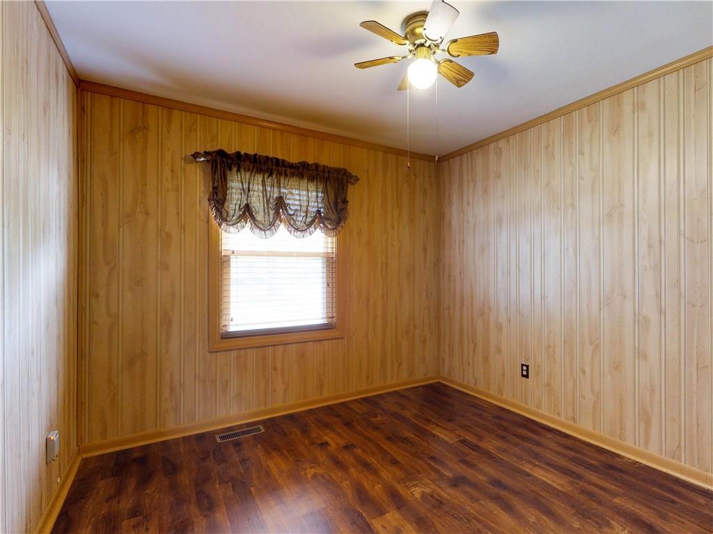 1958 Lochry Road Franklin, IN 46131 - Photo 12 of 21 Gallery Image 12