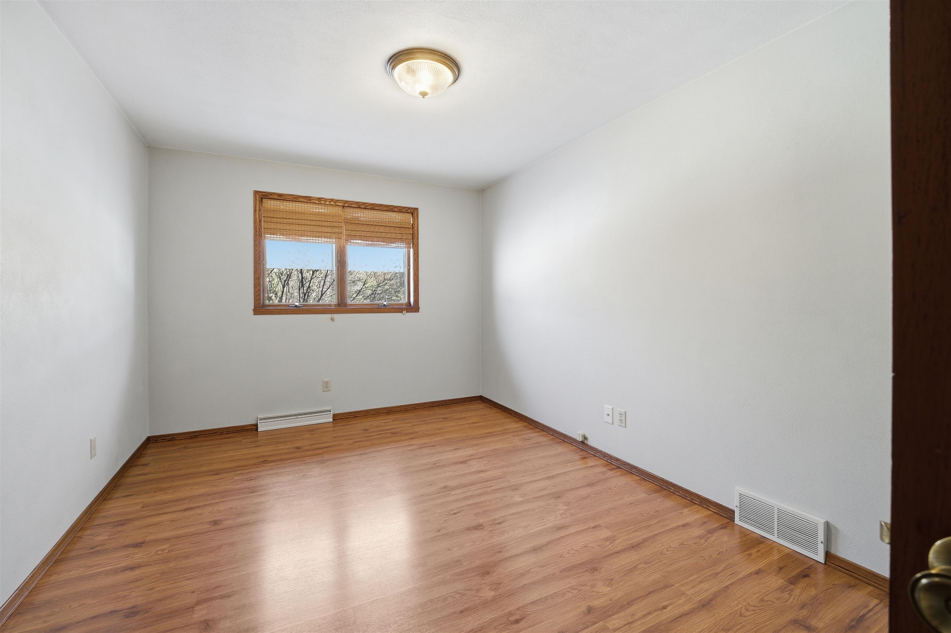 W6534 Manitowoc Road Appleton, WI 54915 - Photo 18 of 42