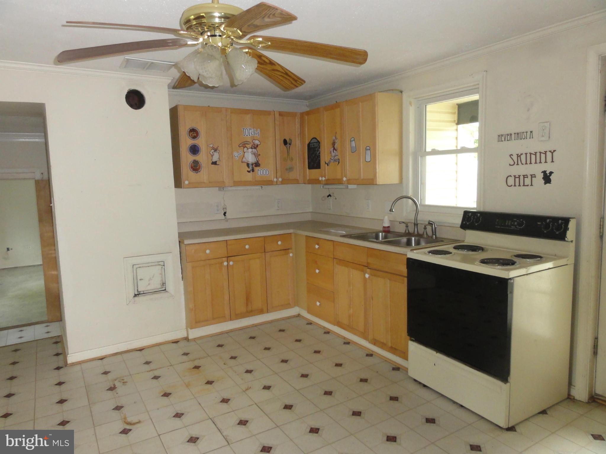 599 Bucks Mill Road Strasburg, VA 22657 - Photo 13 of 22 Kitchen