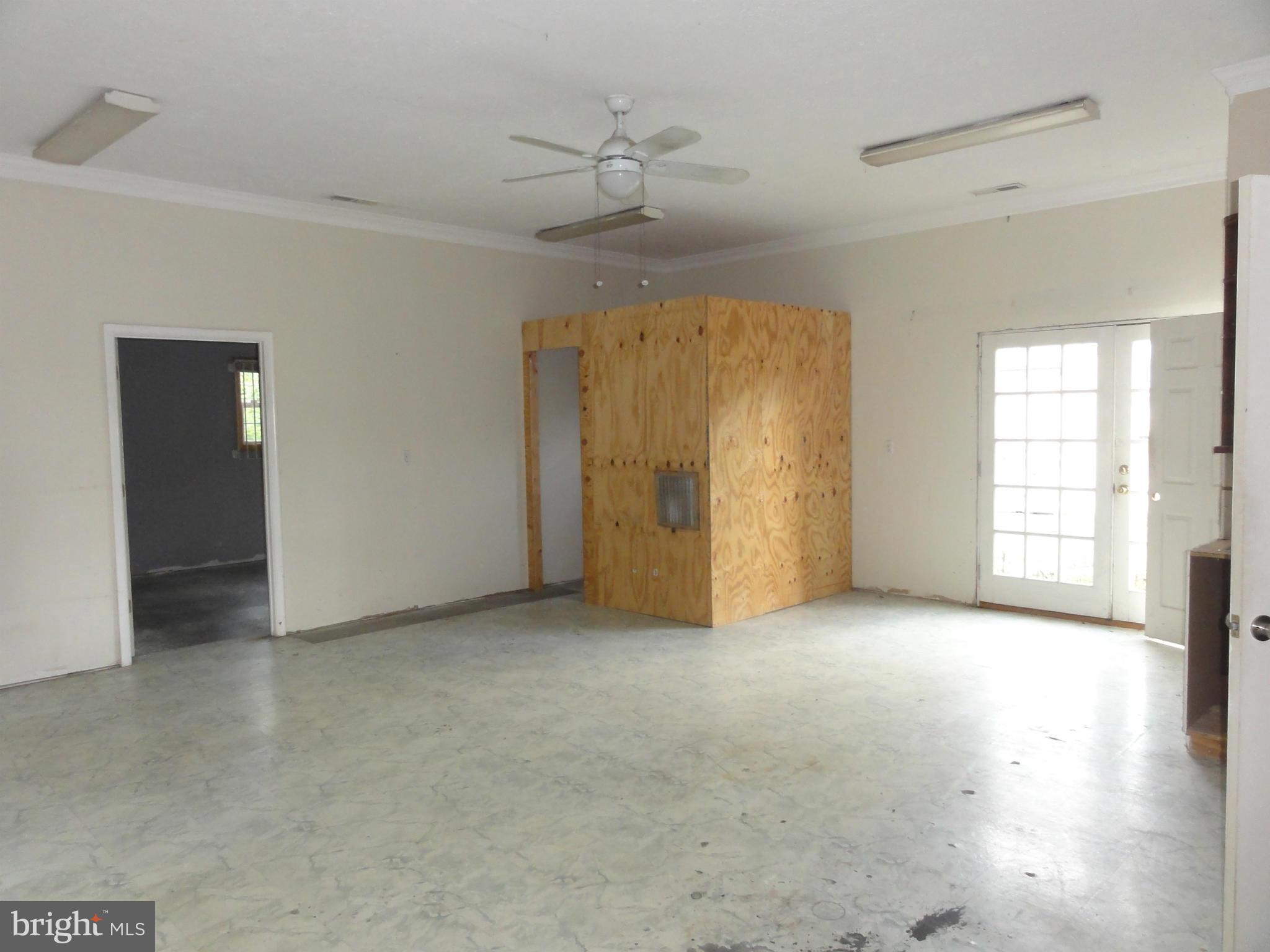 599 Bucks Mill Road Strasburg, VA 22657 - Photo 15 of 22 Family Room