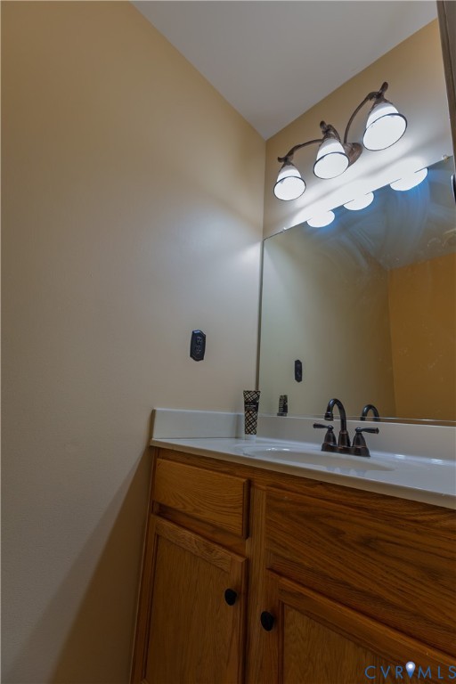 9424 Lockberry Ridge Loop Richmond, VA 23237 - Photo 10 of 22 First floor half bathroom