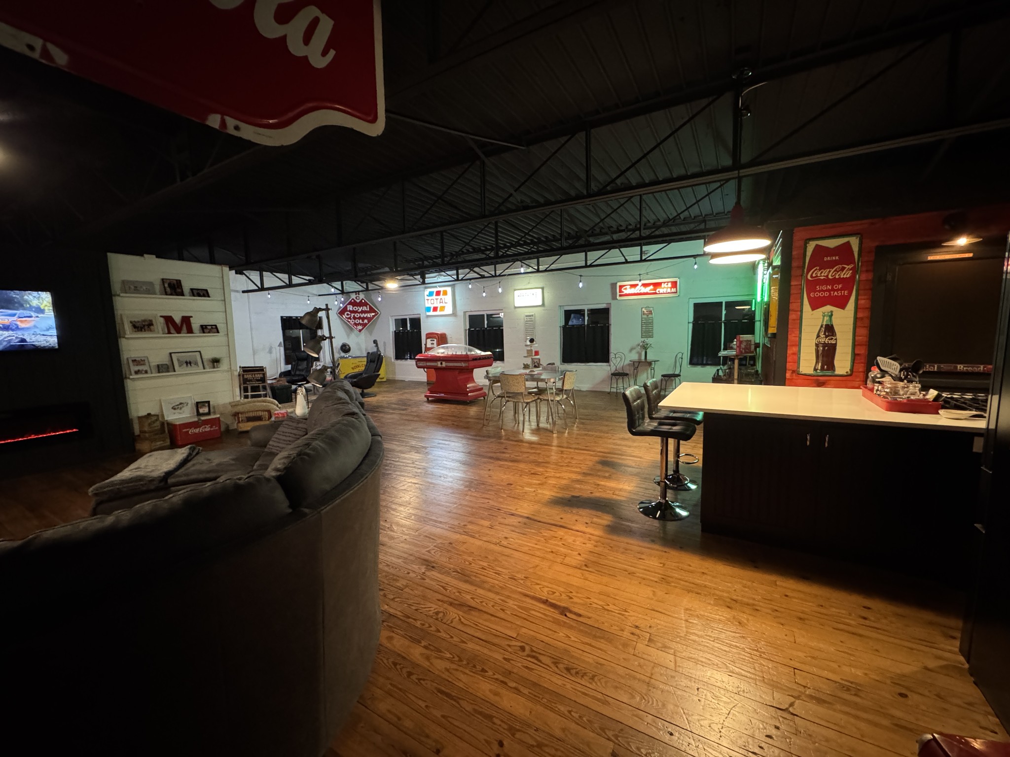 808 North 1st Street Pulaski, TN 38478 - Photo 45 of 77 a living room with furniture pool table and chairs