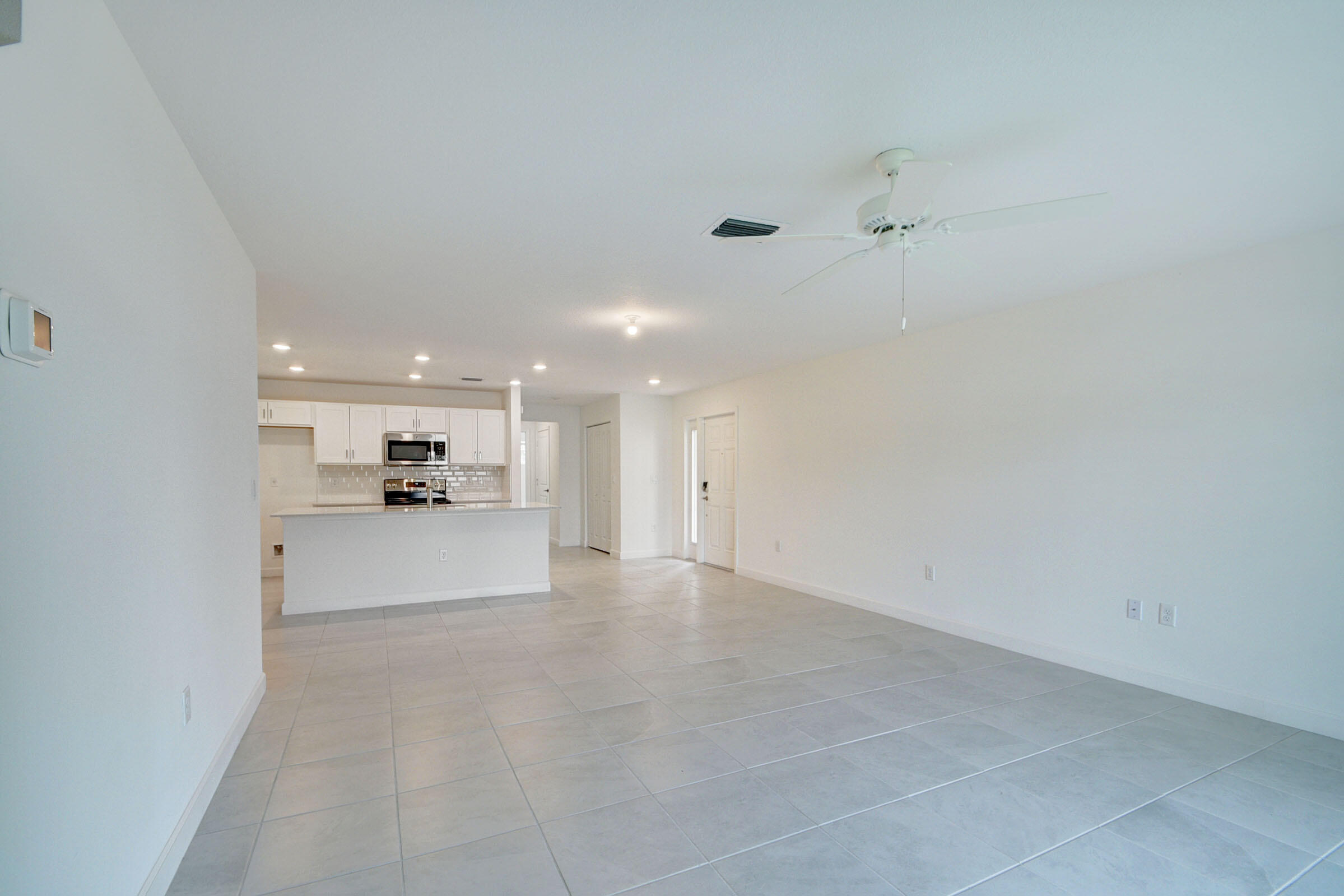 6875 Broadwater Ln Lake Lake Worth, FL 33467 - Photo 17 of 20 a view of kitchen with a sink