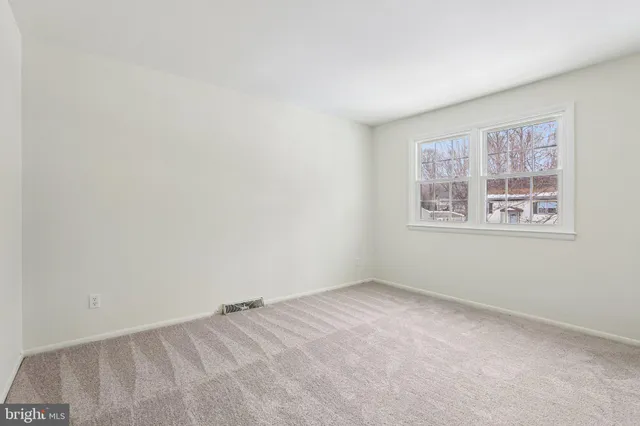 $300,000 | 117 West Village Road, Elkton, MD 21921