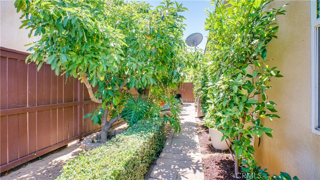 17076 1st Street Riverside, CA 92503 - Photo 41 of 50