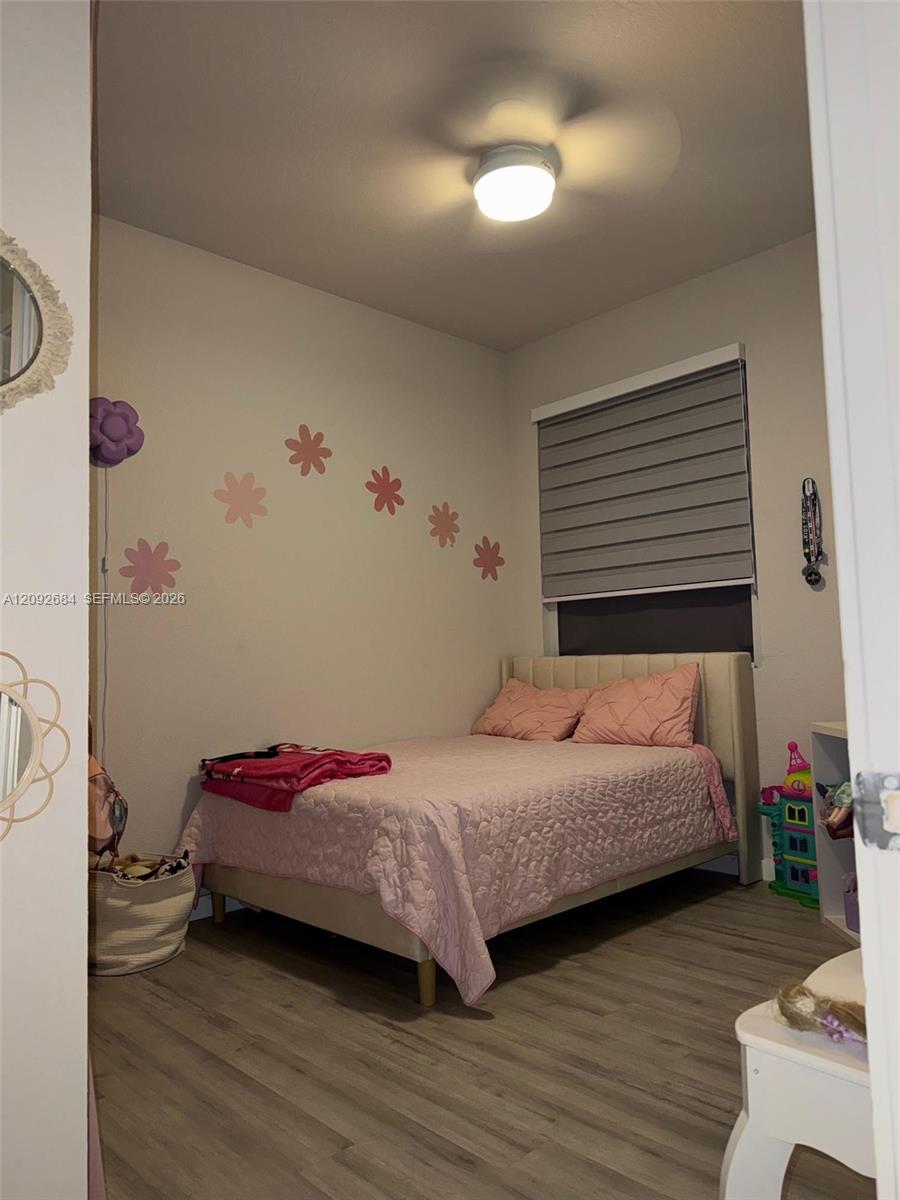 10941 Southwest 232nd Terrace Homestead, FL 33032 - Photo 13 of 20 Gallery Image 13
