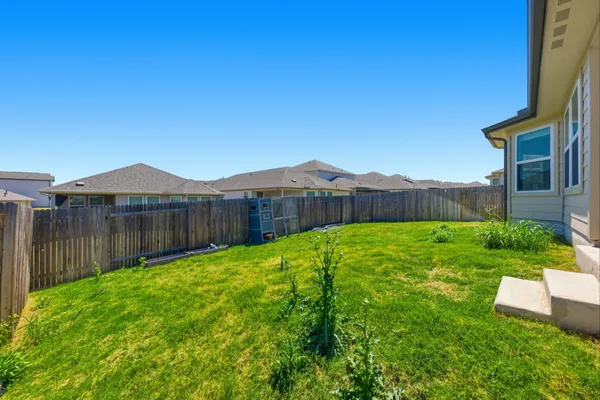 $2,350 | 12309 Dairywork Road, Buda, TX 78610