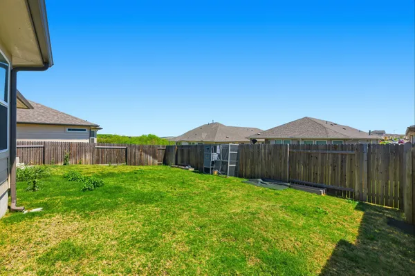 $2,350 | 12309 Dairywork Road, Buda, TX 78610