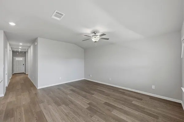 $2,350 | 12309 Dairywork Road, Buda, TX 78610