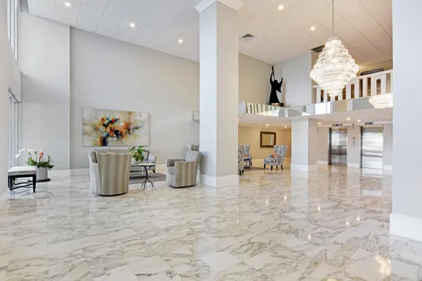 $8,000 | 3450 South Ocean Boulevard, Unit 701, Palm Beach, FL 33480