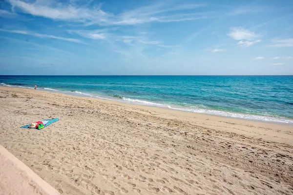 $8,000 | 3450 South Ocean Boulevard, Unit 701, Palm Beach, FL 33480