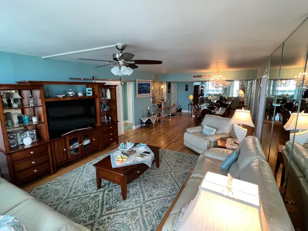 $8,000 | 3450 South Ocean Boulevard, Unit 701, Palm Beach, FL 33480