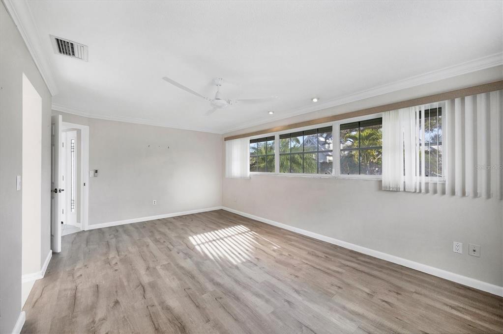 633 Valencia Road Venice, FL 34285 - Photo 20 of 43