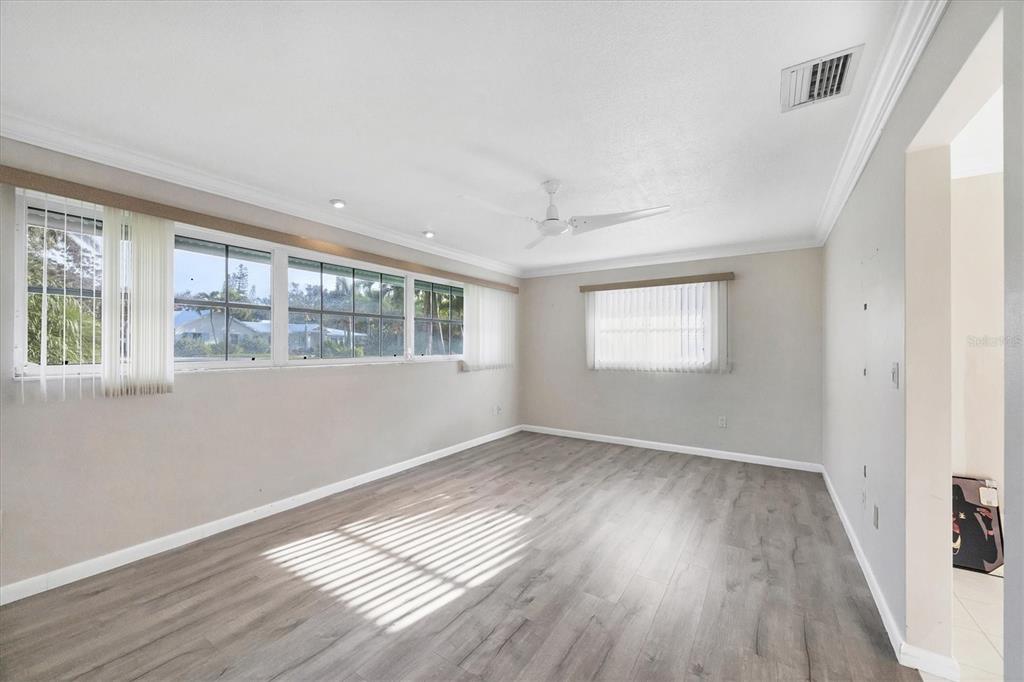 633 Valencia Road Venice, FL 34285 - Photo 21 of 43