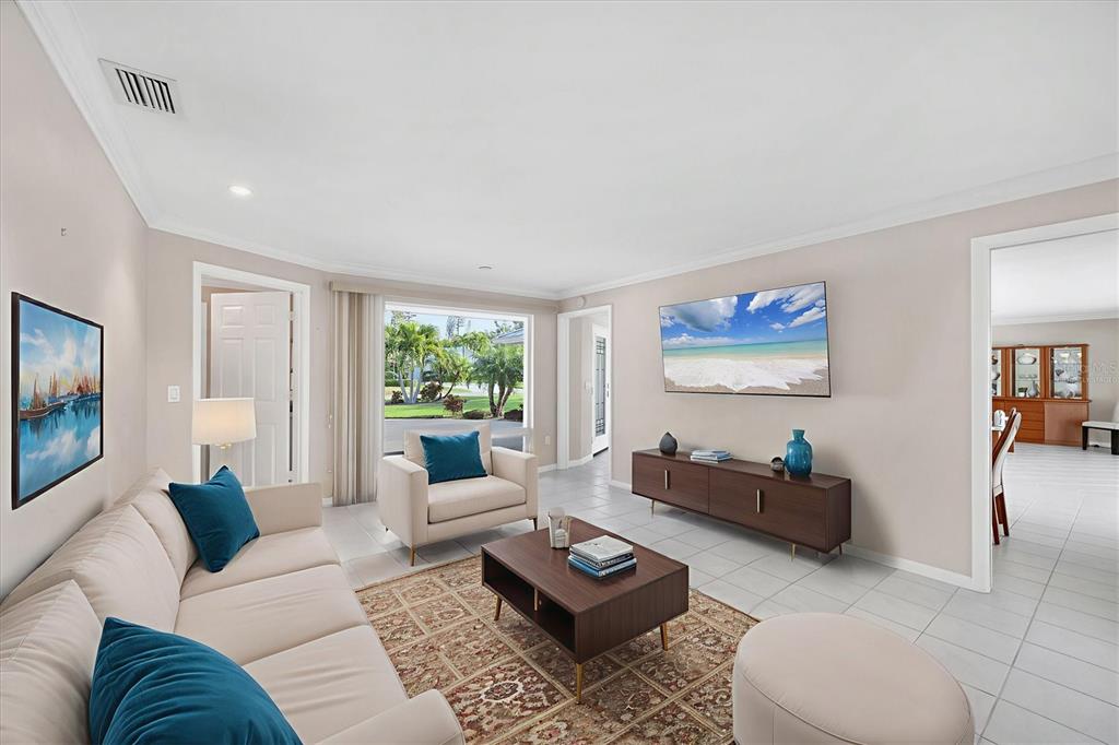 633 Valencia Road Venice, FL 34285 - Photo 9 of 43