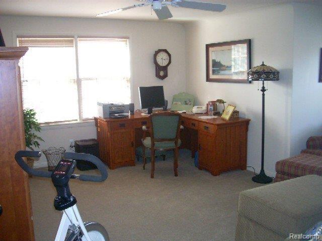 85 Colonial Road Grosse Pointe, MI 48236 - Photo 10 of 12 85 Colonial Office 10