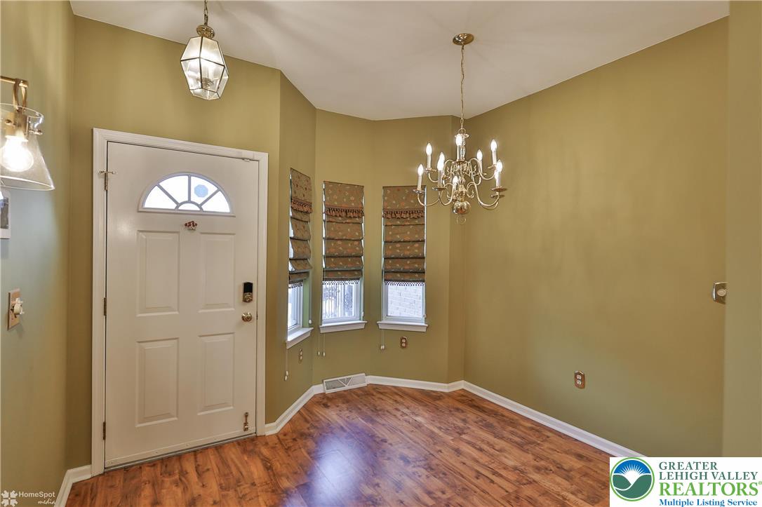 1302 Adams Street Northampton, PA 18067 - Photo 4 of 57