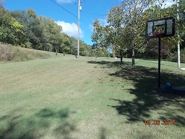 1571 Cut Off Road Pulaski, TN 38478 - Photo 19 of 20