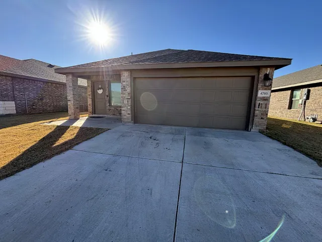 $1,700 | 4705 126th Street, Lubbock, TX 79424