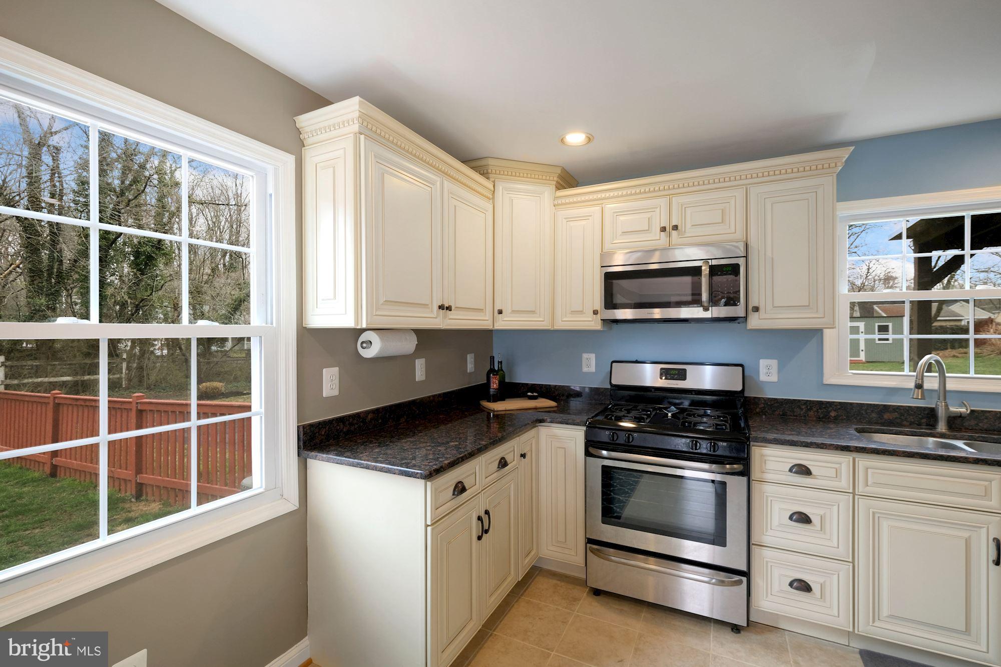 3111 Cofer Road Falls Church, VA 22042 - Photo 6 of 28 Gallery Image 6