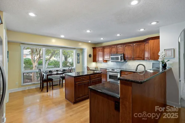 $585,000 | 128 Forest View Drive, Flat Rock, NC 28731