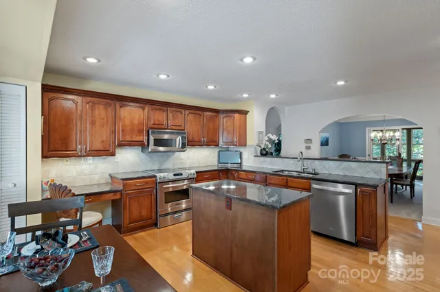 $585,000 | 128 Forest View Drive, Flat Rock, NC 28731