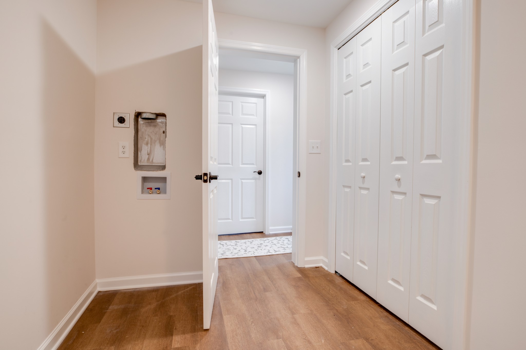 324 Cowan Road Dickson, TN 37055 - Photo 13 of 18 a view of a room with wooden floor