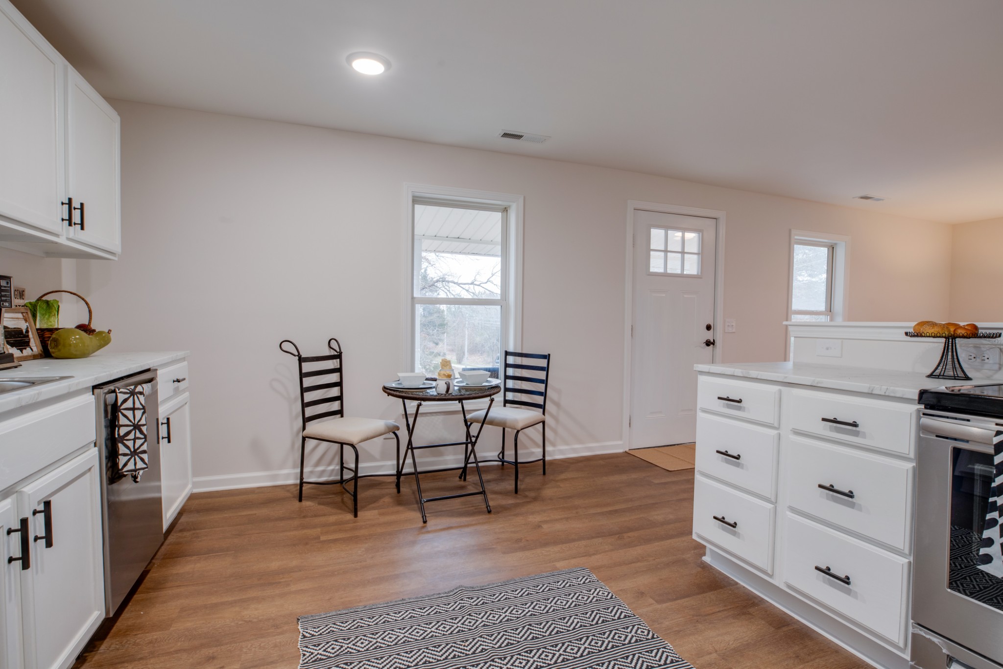 324 Cowan Road Dickson, TN 37055 - Photo 8 of 18 a view of kitchen with breakfast area