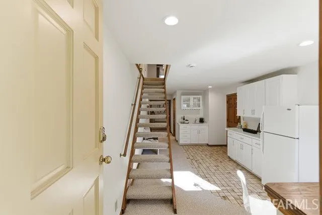 $1,295,000 | 131 Brussels Street, San Francisco, CA 94134