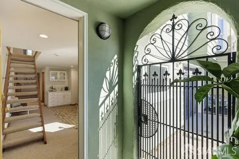 $1,295,000 | 131 Brussels Street, San Francisco, CA 94134