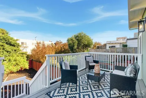 $1,295,000 | 131 Brussels Street, San Francisco, CA 94134