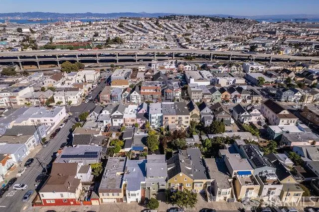 $1,295,000 | 131 Brussels Street, San Francisco, CA 94134