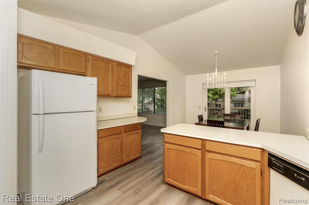 267 Slade Court Rochester Hills, MI 48307 - Photo 17 of 25