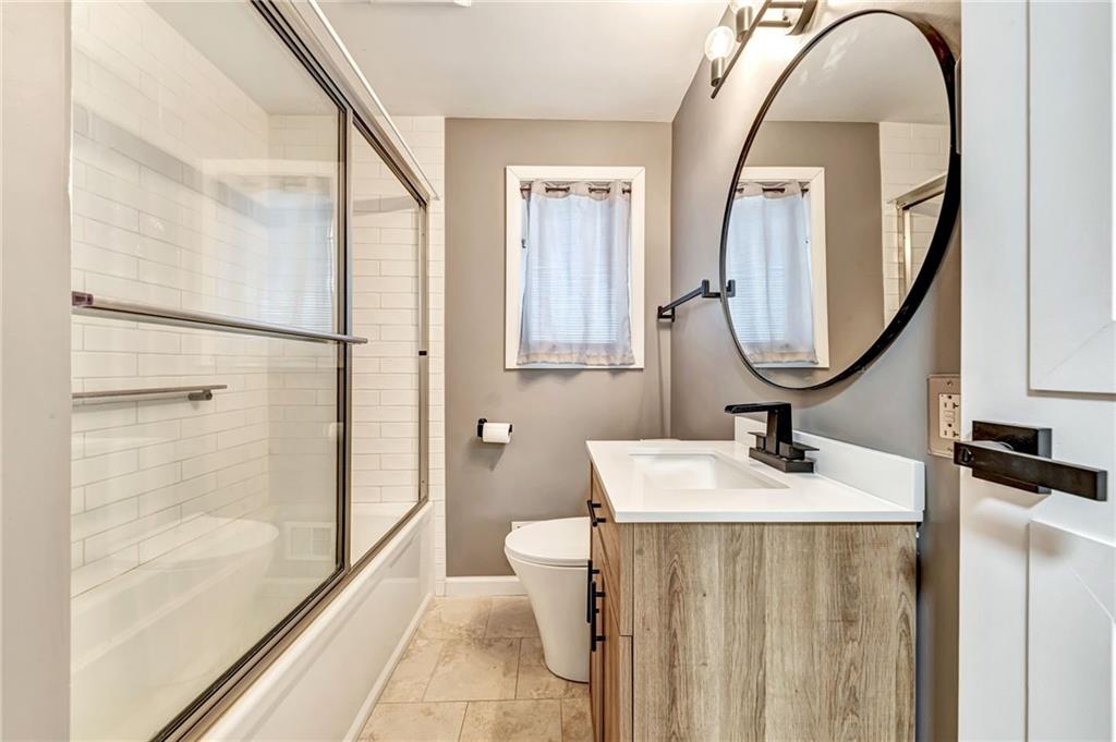 252 Shafer Road Coraopolis, PA 15108 - Photo 27 of 36 Gallery Image 27