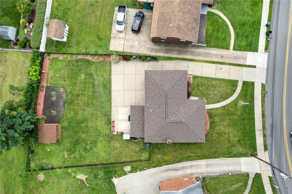 252 Shafer Road Coraopolis, PA 15108 - Photo 6 of 36 Gallery Image 6