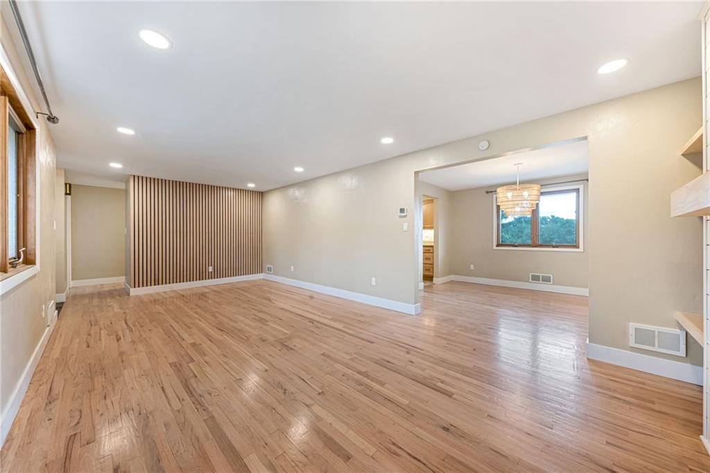 252 Shafer Road Coraopolis, PA 15108 - Photo 8 of 36 Gallery Image 8