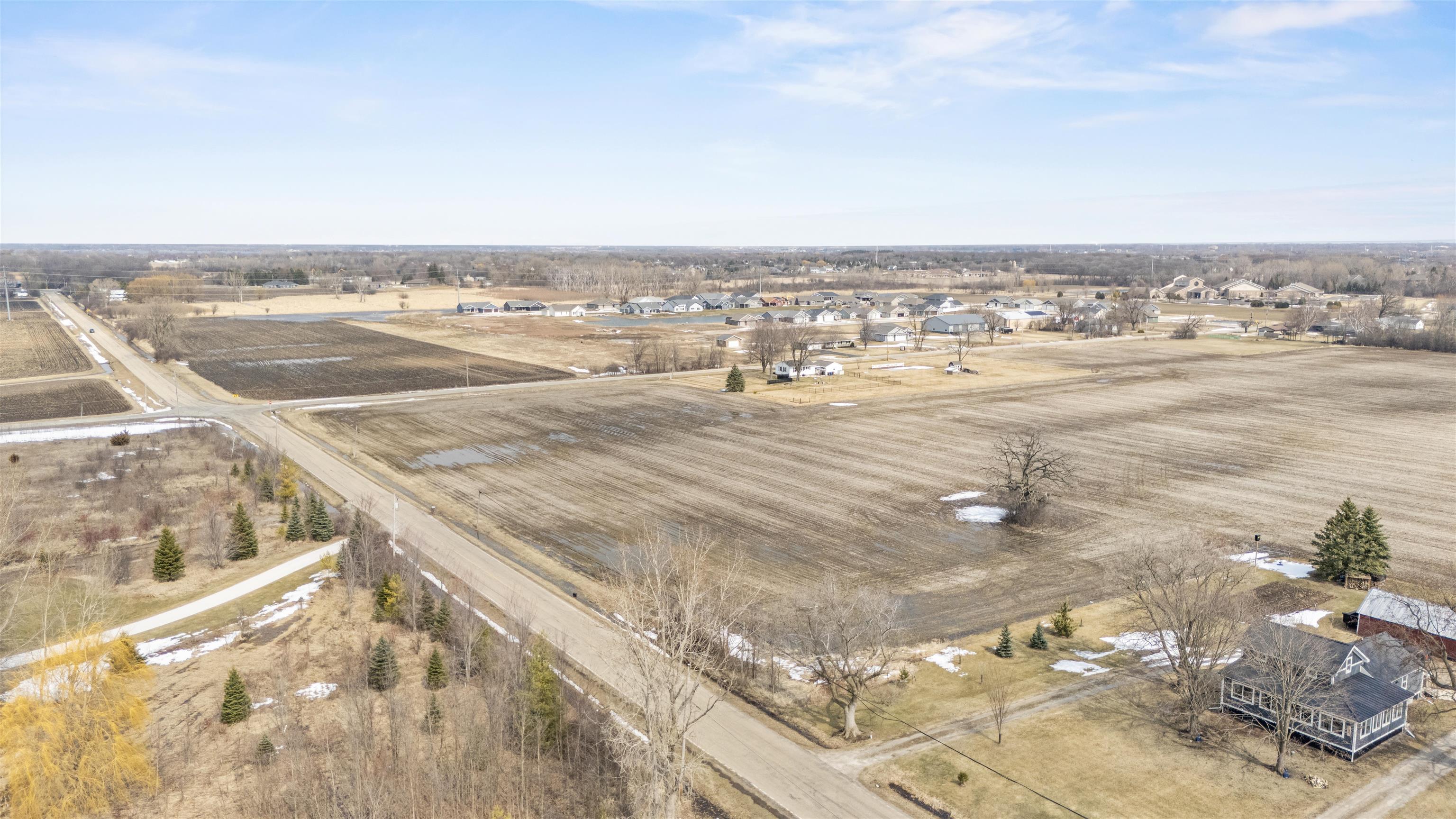 9th Street Road Oshkosh, WI 54904 - Photo 2 of 7